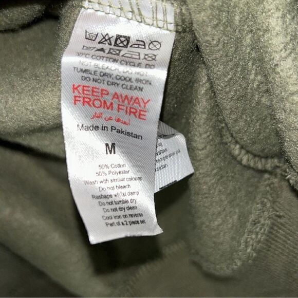 Boohoo man Green & Orange Sweatshirt (Size Medium) - Picture 5 of 5